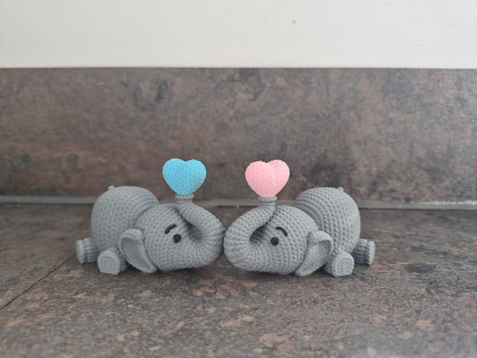 Faux knit elephant with heart